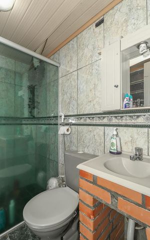 Casa à venda com 160m², 3 quartos e sem vagaBanheiro 2