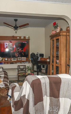 Casa à venda com 160m², 3 quartos e sem vagaSala