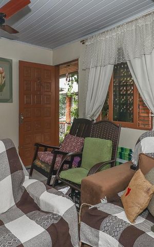 Casa à venda com 160m², 3 quartos e sem vagaSala