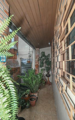 Casa à venda com 160m², 3 quartos e sem vagaFachada