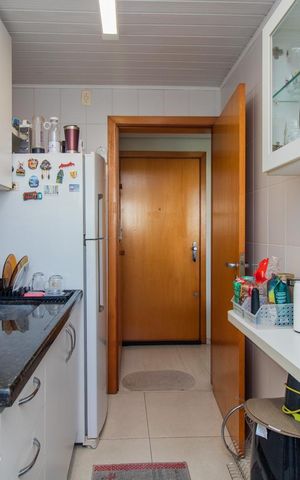 Apartamento à venda com 43m², 1 quarto e 1 vaga Apartamento à venda com 43m², 1 quarto e 1 vagaCozinha e Área de Serviço
