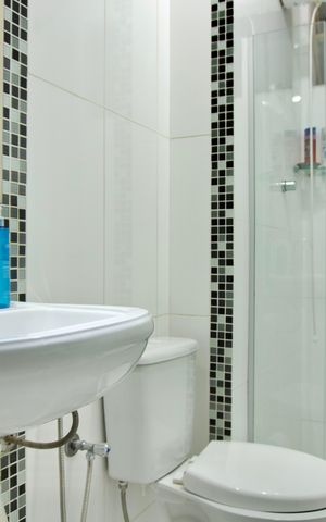 Apartamento à venda com 1483m², 3 quartos e 1 vaga Apartamento à venda com 1483m², 3 quartos e 1 vagaBanheiro 1