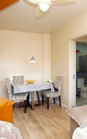 Apartamento à venda com 57m², 2 quartos e sem vagaSala