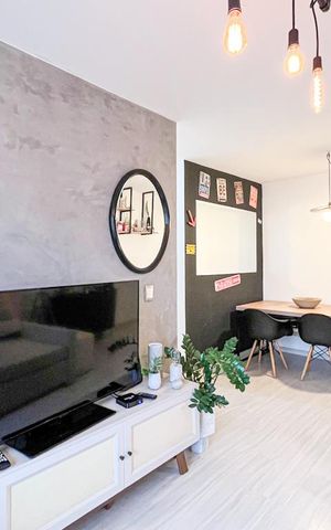 Apartamento à venda com 79m², 3 quartos e 1 vaga Apartamento à venda com 79m², 3 quartos e 1 vagaSala