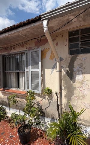Casa para alugar com 500m², 6 quartos e 3 vagas Casa para alugar com 500m², 6 quartos e 3 vagasCasa 2 - Quintal