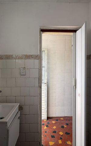 Casa para alugar com 500m², 6 quartos e 3 vagas Casa para alugar com 500m², 6 quartos e 3 vagasCasa 1- Banheiro