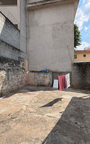 Casa para alugar com 500m², 6 quartos e 3 vagas Casa para alugar com 500m², 6 quartos e 3 vagasCasa 2 - Área de serviço