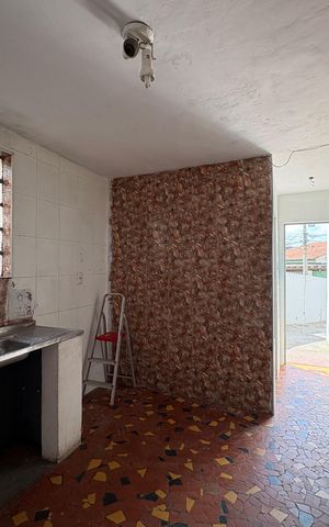 Casa para alugar com 500m², 6 quartos e 3 vagas Casa para alugar com 500m², 6 quartos e 3 vagasCasa 1- Cozinha