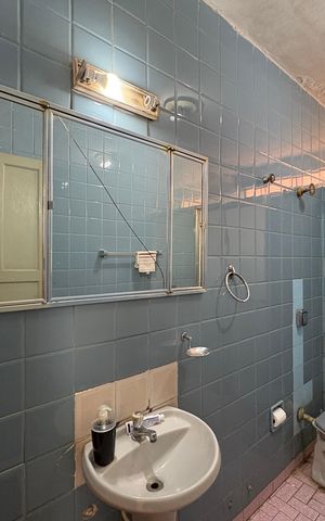 Casa para alugar com 500m², 6 quartos e 3 vagas Casa para alugar com 500m², 6 quartos e 3 vagasCasa 2 - Banheiro
