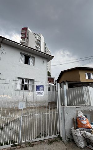 Casa para alugar com 500m², 6 quartos e 3 vagas Casa para alugar com 500m², 6 quartos e 3 vagasFachada