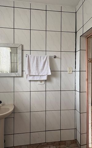 Casa para alugar com 500m², 6 quartos e 3 vagas Casa para alugar com 500m², 6 quartos e 3 vagasCasa 3- Banheiro