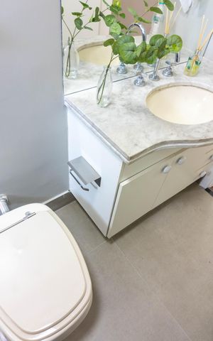 Apartamento para alugar com 90m², 3 quartos e 1 vaga Apartamento para alugar com 90m², 3 quartos e 1 vagaBanheiro da Suíte