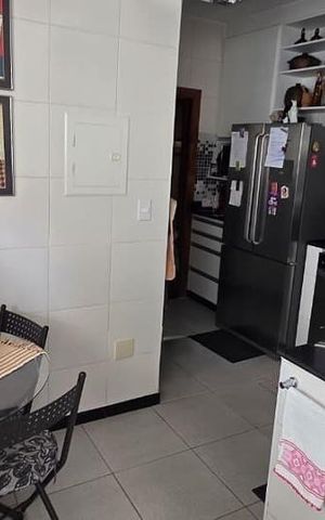Apartamento à venda com 130m², 3 quartos e 1 vaga Apartamento à venda com 130m², 3 quartos e 1 vagaCozinha