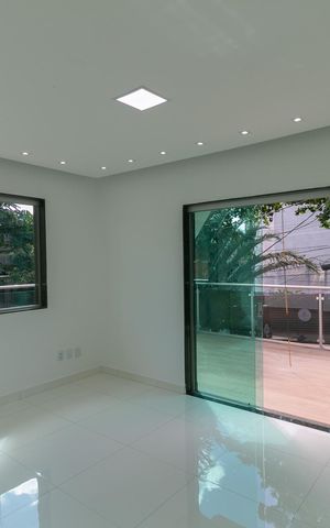 Casa para alugar com 343m², 3 quartos e 5 vagas Casa para alugar com 343m², 3 quartos e 5 vagasSuíte