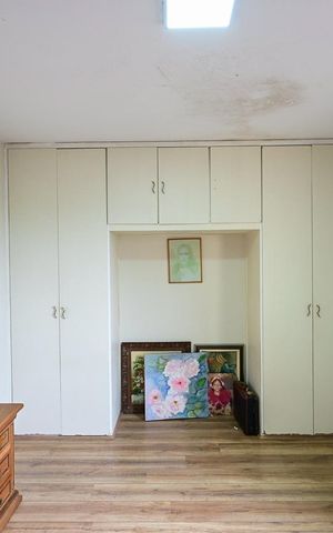Casa de condomínio para alugar com 300m², 3 quartos e 4 vagasQuarto 1