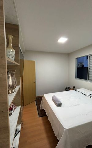 Apartamento à venda com 98m², 2 quartos e 2 vagas Apartamento à venda com 98m², 2 quartos e 2 vagasQuarto 1