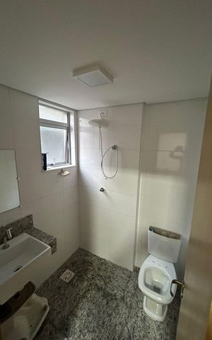 Apartamento à venda com 98m², 2 quartos e 2 vagas Apartamento à venda com 98m², 2 quartos e 2 vagasBanheiro