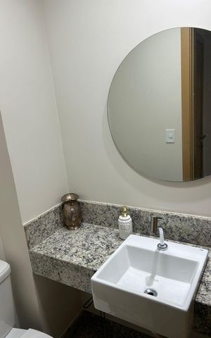 Apartamento à venda com 98m², 2 quartos e 2 vagas Apartamento à venda com 98m², 2 quartos e 2 vagasBanheiro