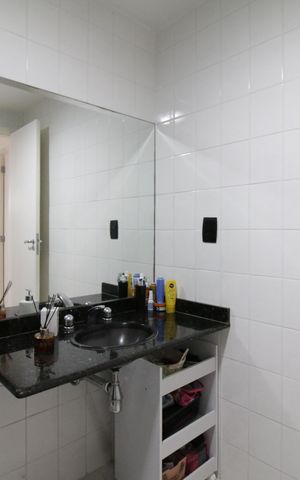 Apartamento à venda com 80m², 2 quartos e 1 vagaBanheiro Social