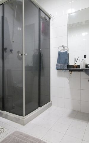 Apartamento à venda com 80m², 2 quartos e 1 vagaBanheiro Social
