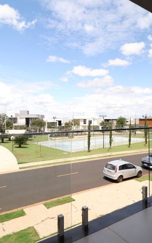 Casa de condomínio para alugar com 312m², 3 quartos e 4 vagasSacada