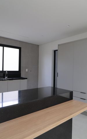 Casa de condomínio para alugar com 312m², 3 quartos e 4 vagasCozinha