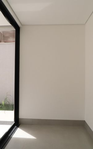 Casa de condomínio para alugar com 312m², 3 quartos e 4 vagasAdega