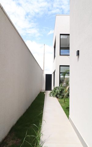 Casa de condomínio para alugar com 312m², 3 quartos e 4 vagasCorredor
