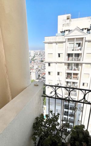 Apartamento à venda com 49m², 2 quartos e 1 vaga Apartamento à venda com 49m², 2 quartos e 1 vagaVaranda da Sala