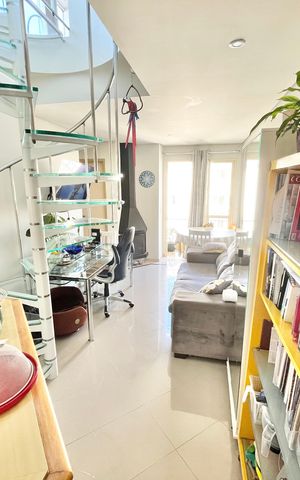 Apartamento à venda com 49m², 2 quartos e 1 vaga Apartamento à venda com 49m², 2 quartos e 1 vagaSala