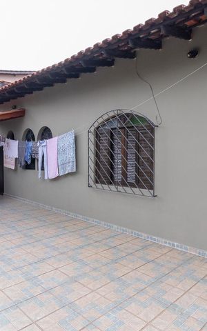 Casa à venda com 399m², 4 quartos e 2 vagasVaranda