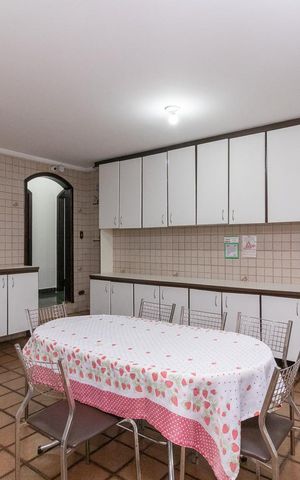 Casa à venda com 399m², 4 quartos e 2 vagasCozinha 1