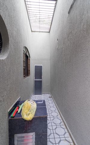 Casa à venda com 399m², 4 quartos e 2 vagasÁrea