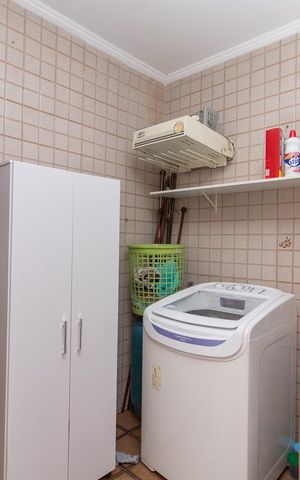 Casa à venda com 399m², 4 quartos e 2 vagasÁrea de Serviço