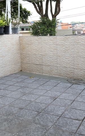 Casa para alugar com 210m², 2 quartos e 3 vagasVaranda - Sala