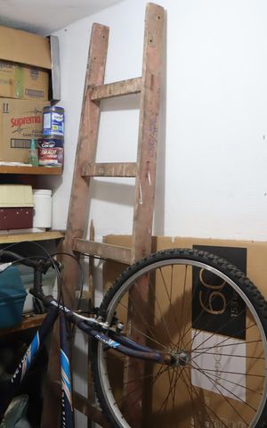 Casa para alugar com 210m², 2 quartos e 3 vagasCozinha garagem