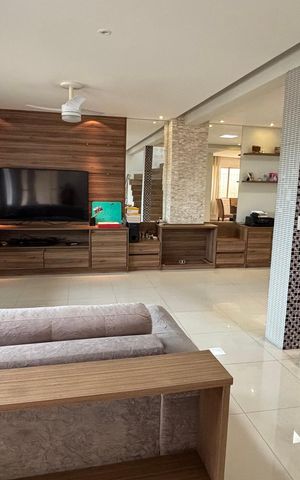 Casa à venda com 300m², 4 quartos e 5 vagas