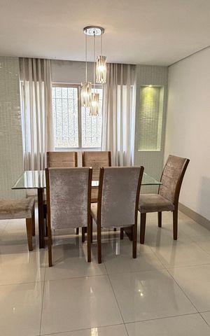 Casa à venda com 300m², 4 quartos e 5 vagas