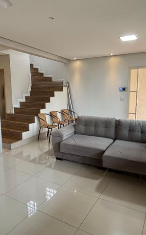 Casa à venda com 300m², 4 quartos e 5 vagas