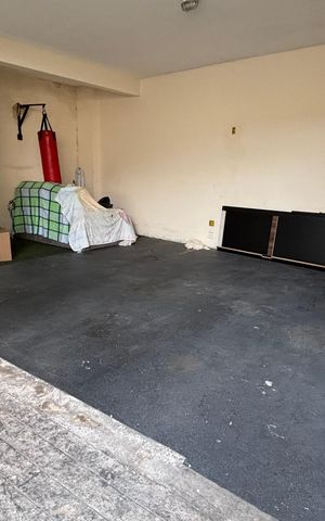 Casa à venda com 300m², 4 quartos e 5 vagas