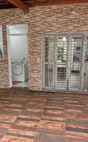Casa à venda com 300m², 4 quartos e 5 vagas