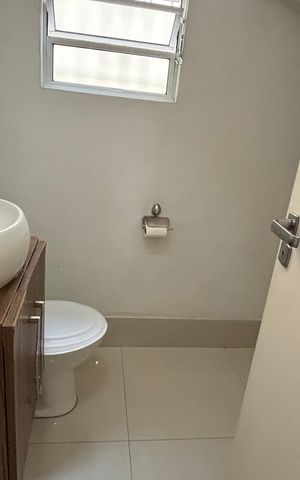 Casa à venda com 300m², 4 quartos e 5 vagas