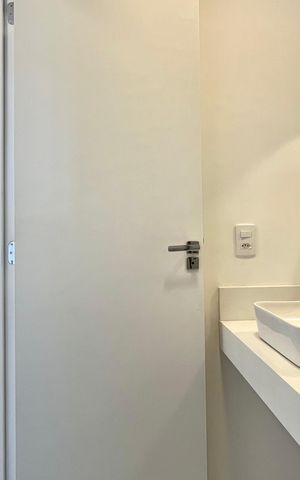 Apartamento à venda com 40m², 2 quartos e sem vaga Apartamento à venda com 40m², 2 quartos e sem vagaBanheiro Social
