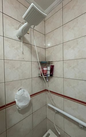Casa à venda com 393m², 3 quartos e 2 vagas Casa à venda com 393m², 3 quartos e 2 vagasBanheiro