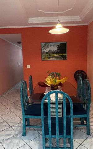 Casa à venda com 393m², 3 quartos e 2 vagas Casa à venda com 393m², 3 quartos e 2 vagasCozinha