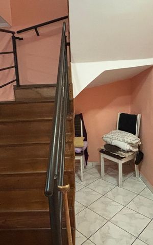 Casa à venda com 393m², 3 quartos e 2 vagas Casa à venda com 393m², 3 quartos e 2 vagasSala