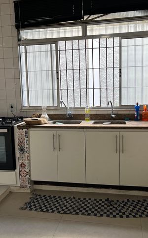 Casa para alugar com 700m², 5 quartos e 2 vagas