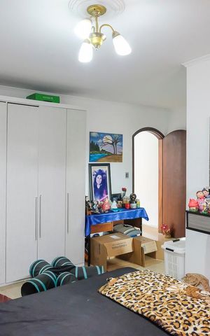 Casa à venda com 254m², 2 quartos e 4 vagasSuíte 2