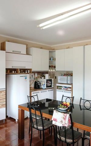 Casa à venda com 254m², 2 quartos e 4 vagasCozinha