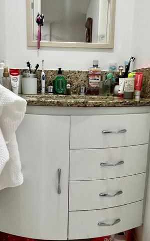 Apartamento para alugar com 45m², 1 quarto e 1 vaga Apartamento para alugar com 45m², 1 quarto e 1 vagaBanheiro